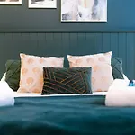 Huswell - Stylish Studio In The Heart Of Bruges