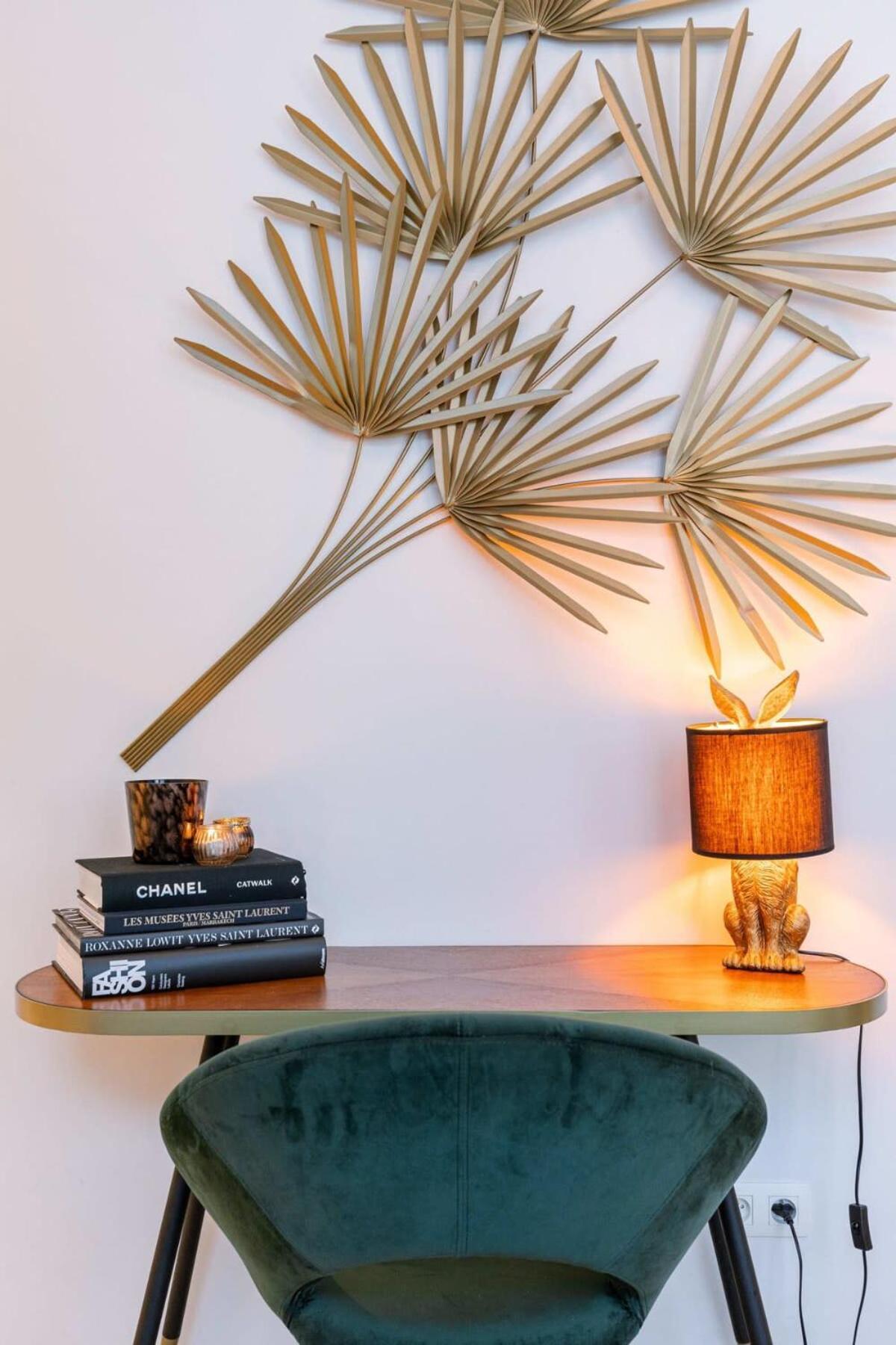 Huswell - Stylish In The Heart Of Bruges